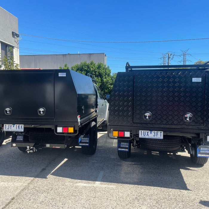 Flat vs Checker Plate Aluminium Canopies | Eureka Canopies Melbourne