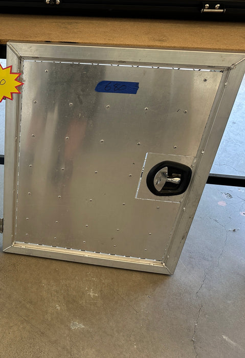 680 x 840mm Aluminium Gate For Tool Box (Second hand)