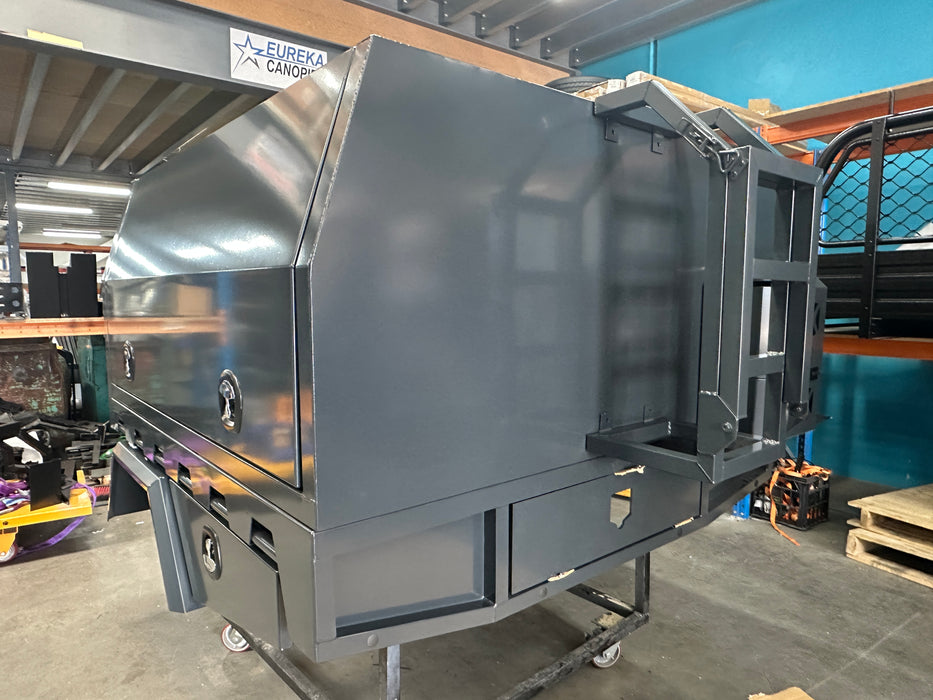 4x4 Tray + 1800mm Canopy + Trundle Draw, Undertrays, Ladder Jerry Can (Charcoal)