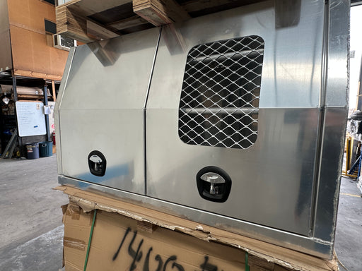1400 x 1800 x 860mm Dog Box - Flat Plate (POWDERCOATING AVAILABLE) by Eureka Canopies in Melbourne