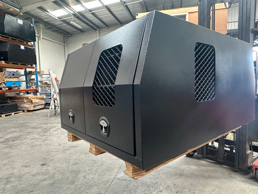 1400 x 1800 x 860mm Dog Box Lift off - Flat Plate Black by Eureka Canopies in Melbourne