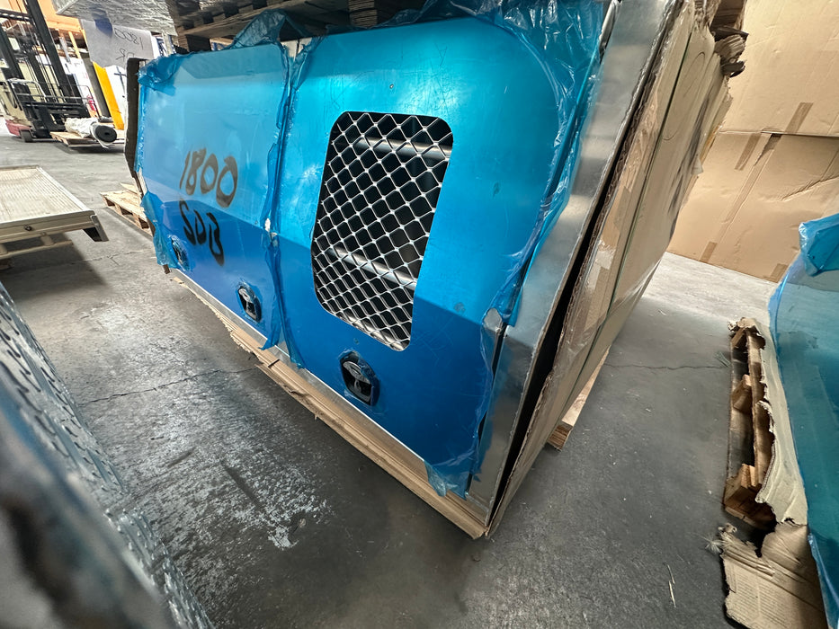 1800 x 1800 x 860mm Dog Box - Flat Plate (Minor Damage) (POWDERCOATING AVAILABLE)