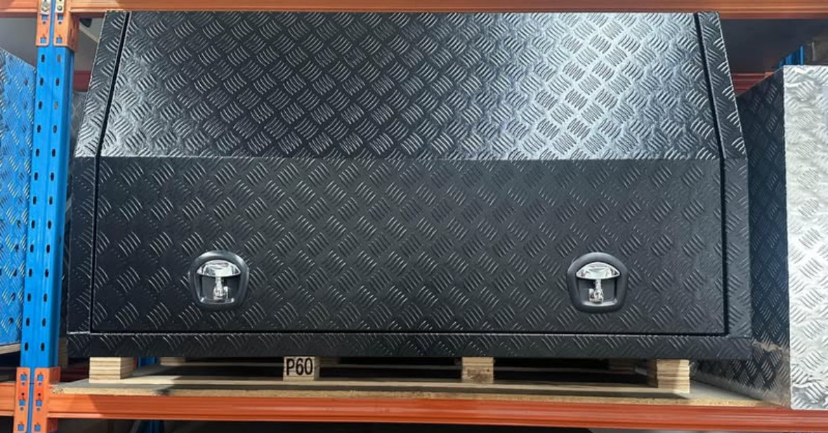1550 x 1800 x 860mm 2 Door - Checker Plate Black o/s