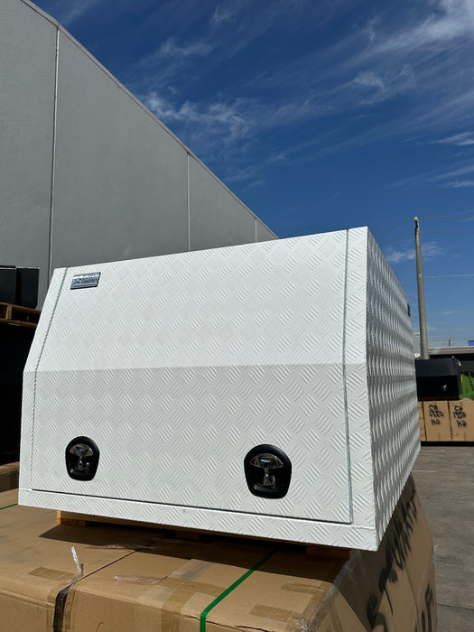 1200 x 1800 x 860mm - Pearl White Checker Plate