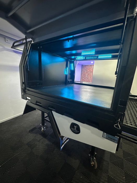E5 - 4x4 Tray + 1500mm Lift off Canopy + Roof Rack, Jerry Can, Tyre Holder, Ladder, Undertrays (Display)