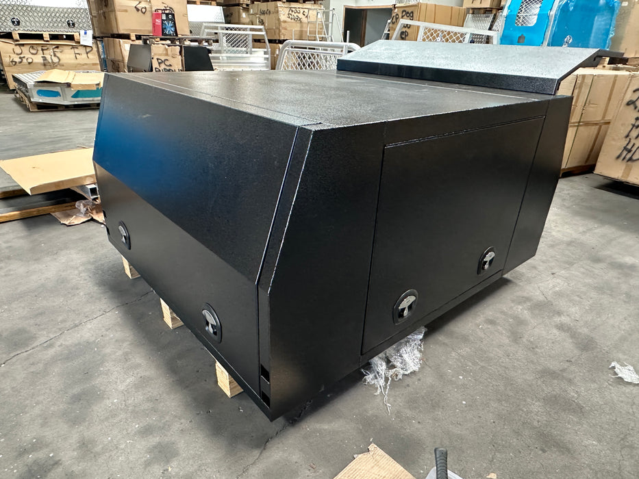 1550 x 1800 x 860mm Lift off 3 Door - Flat Plate Black