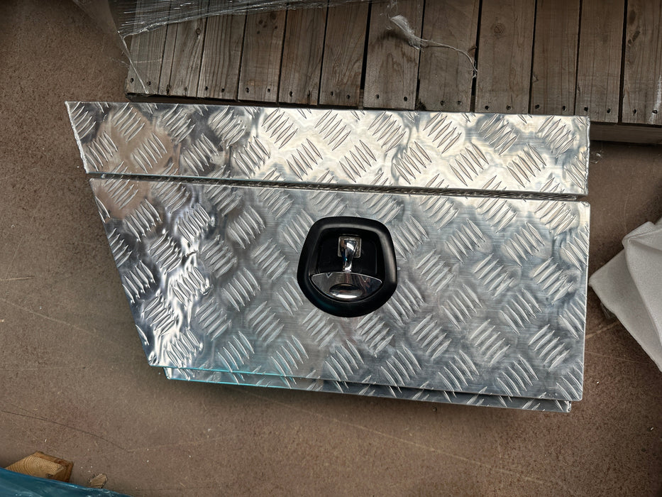 750mm Undertray Box Checker Plate (Left)
