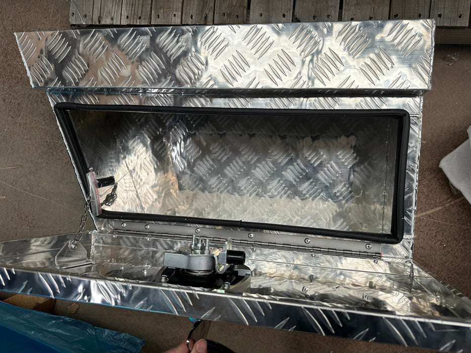 750mm Undertray Box Checker Plate (Left)