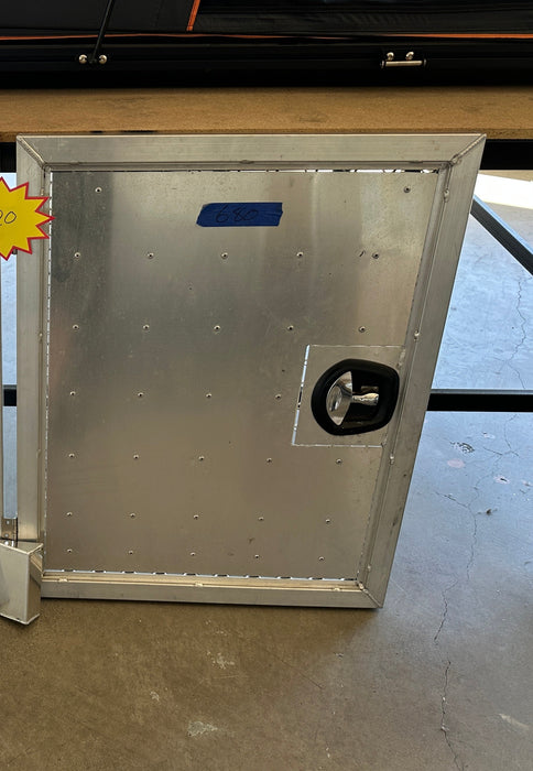 680 x 840mm Aluminium Gate For Tool Box (Second hand)