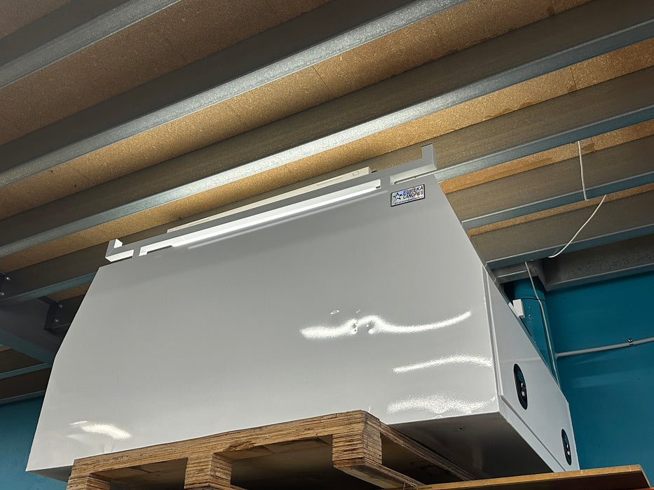 1400 x 1800 x 860mm 2 Door - Flat Plate + Roof Bars - White