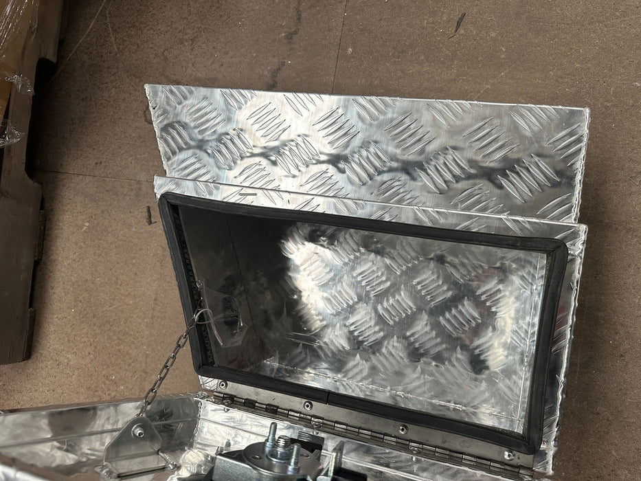 550mm Undertray Box Checker Plate (Left)