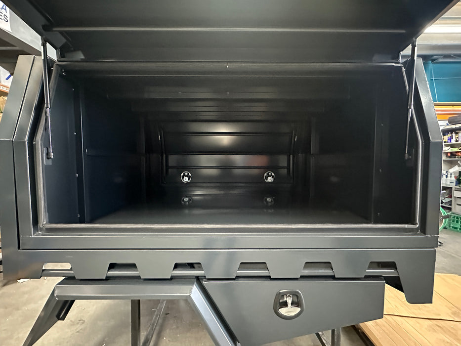 4x4 Tray + 1800mm Canopy + Trundle Draw, Undertrays, Ladder Jerry Can (Charcoal)