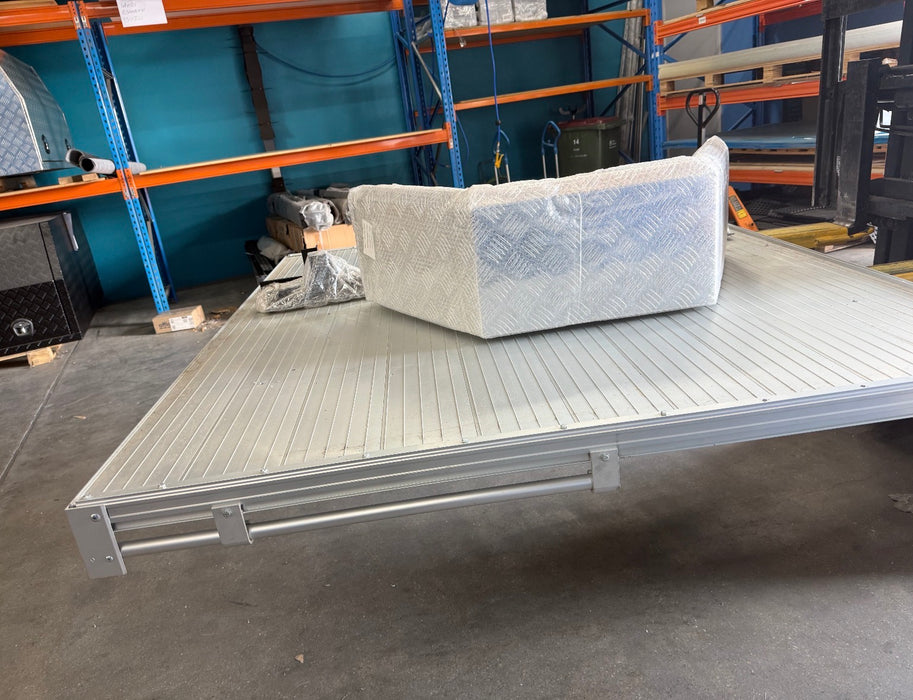 1550 x 1800mm Tradie Tray + Wheel Arch + Install Brackets (ex display)