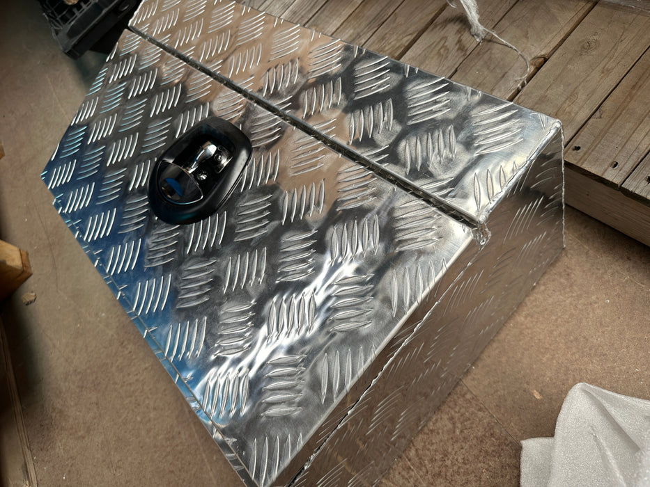 750mm Undertray Box Checker Plate (Left)