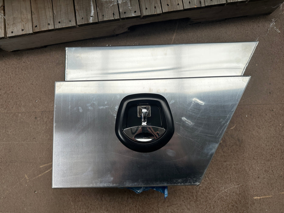550mm Undertray Box Flat Plate (Right)