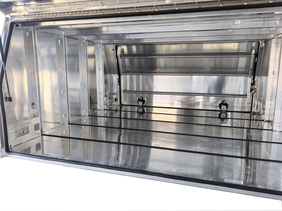 E-Series - Aluminium Flat Canopy (Unistrut + Lift off)