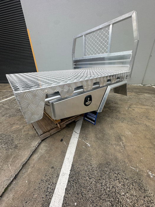 Aluminium 4x4 Premium Tray Checker with Undertrays
