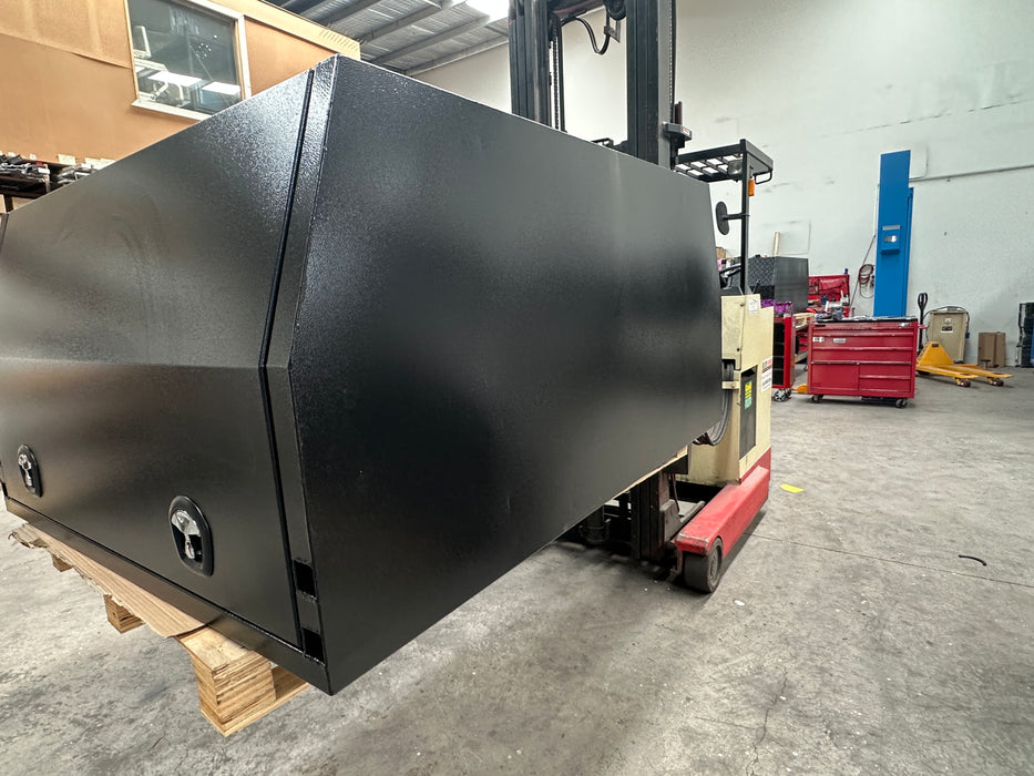 1550 x 1800 x 860mm Jack off / Lift off 2 Door - Flat Plate Black