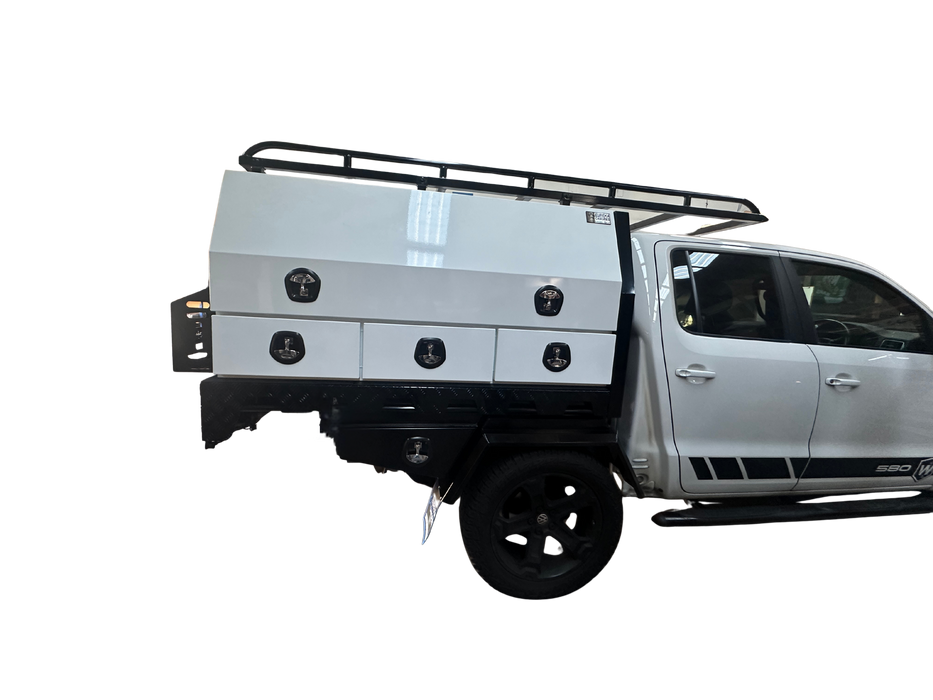 E6 - 4x4 Premium Tray + x2 - 1750mm Toolboxes (Roof Rack, Gate, Undertrays)