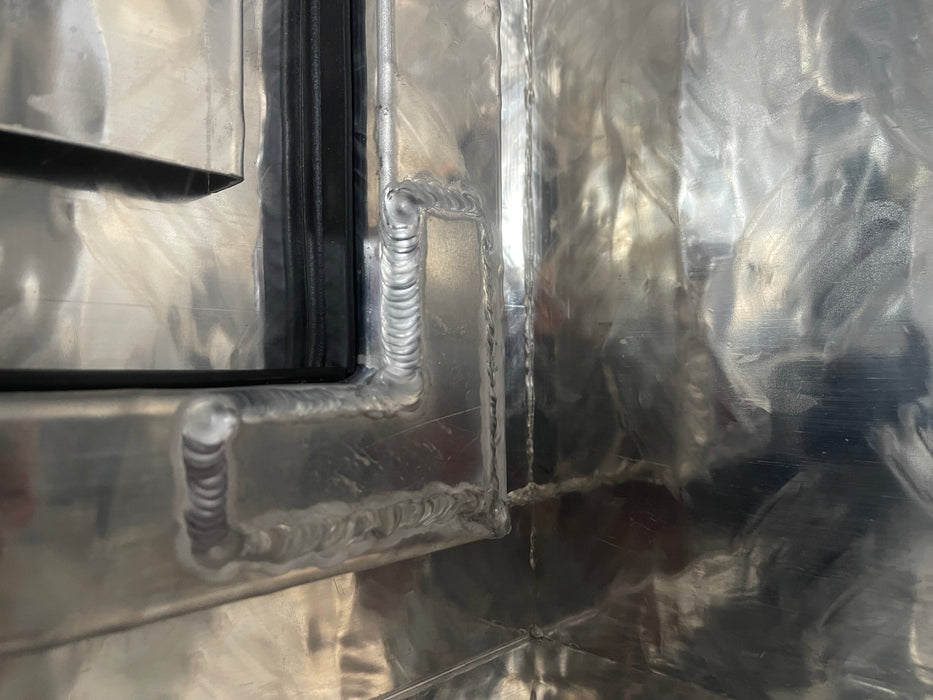 Aluminium Checker Canopy Dog Box