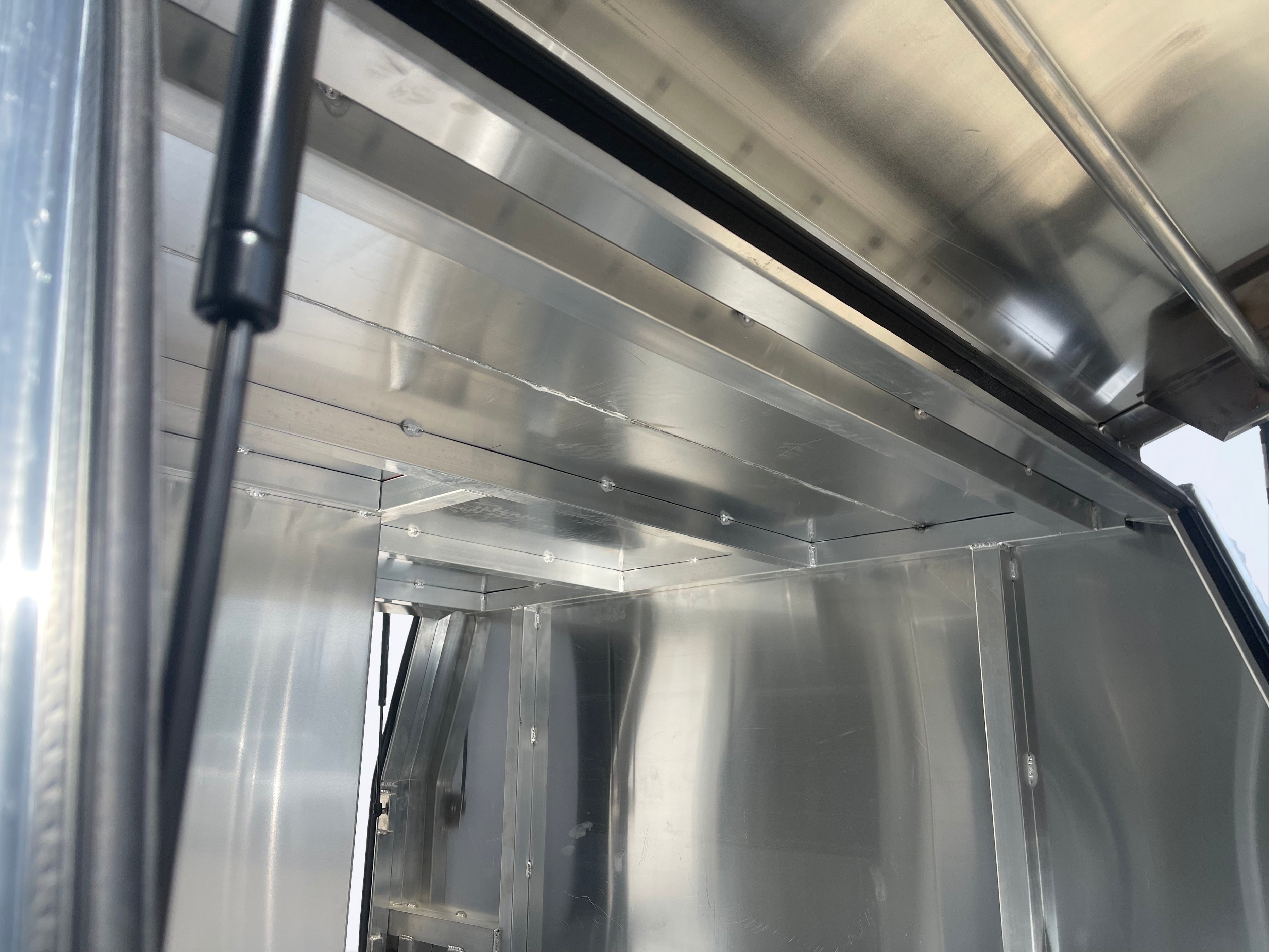 Aluminium Flat Canopy Dog Box (Lift off) — Eureka Canopies